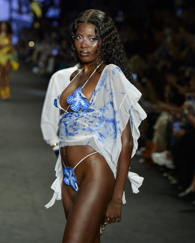 Blue ManRio Fashion WeekFoto: Marcelo Soubhia/ @agfotosite