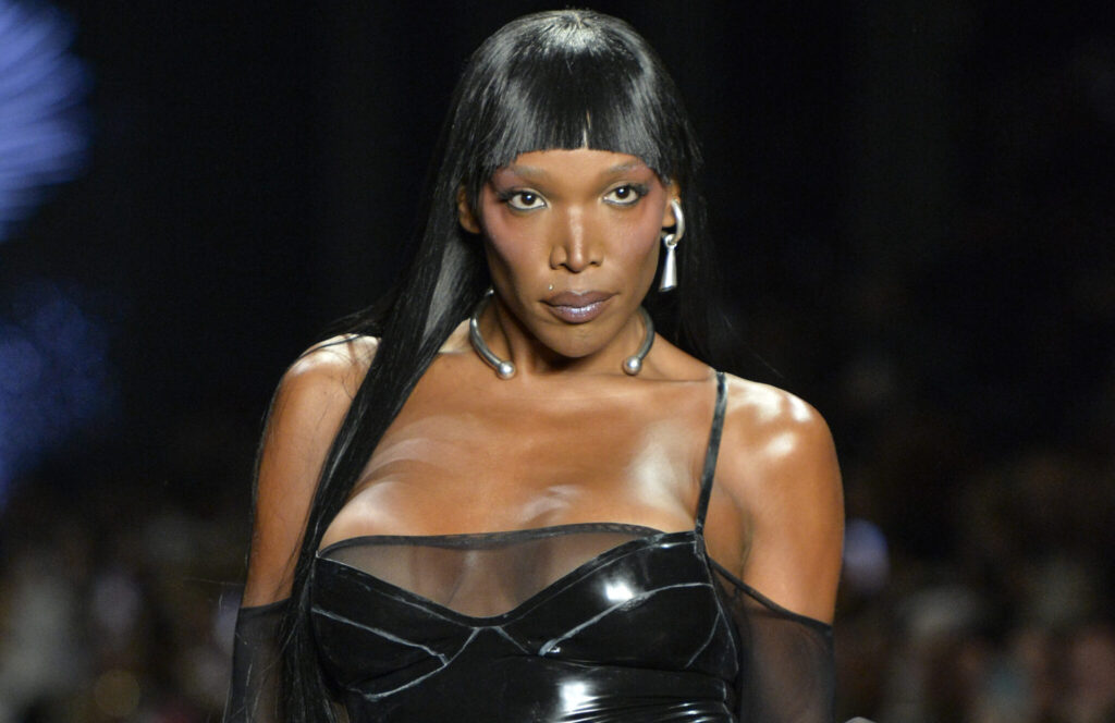 Dendezeiro

Rio Fashion Week 2026

Foto: Marcelo Soubhia/ @agfotosite