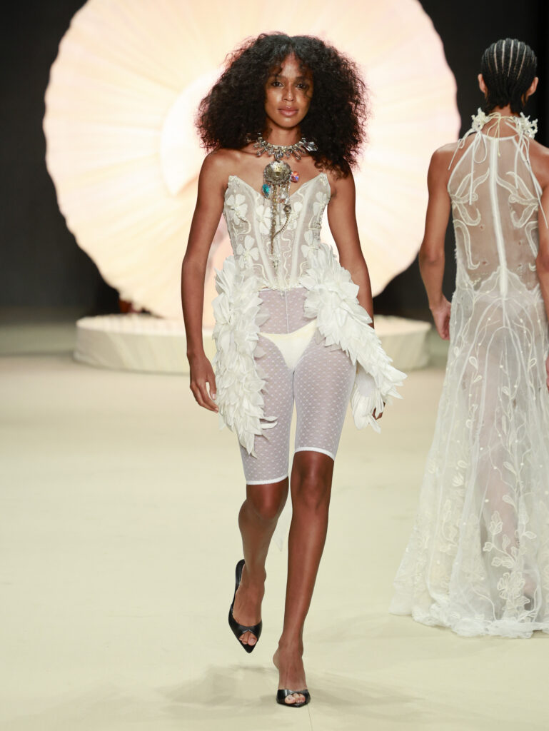 Helo RochaRio Fashion Week 2026Foto: Ze Takahashi/ @agfotosite