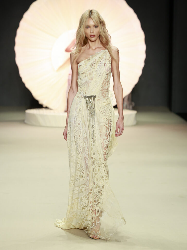 Helo RochaRio Fashion Week 2026Foto: Ze Takahashi/ @agfotosite