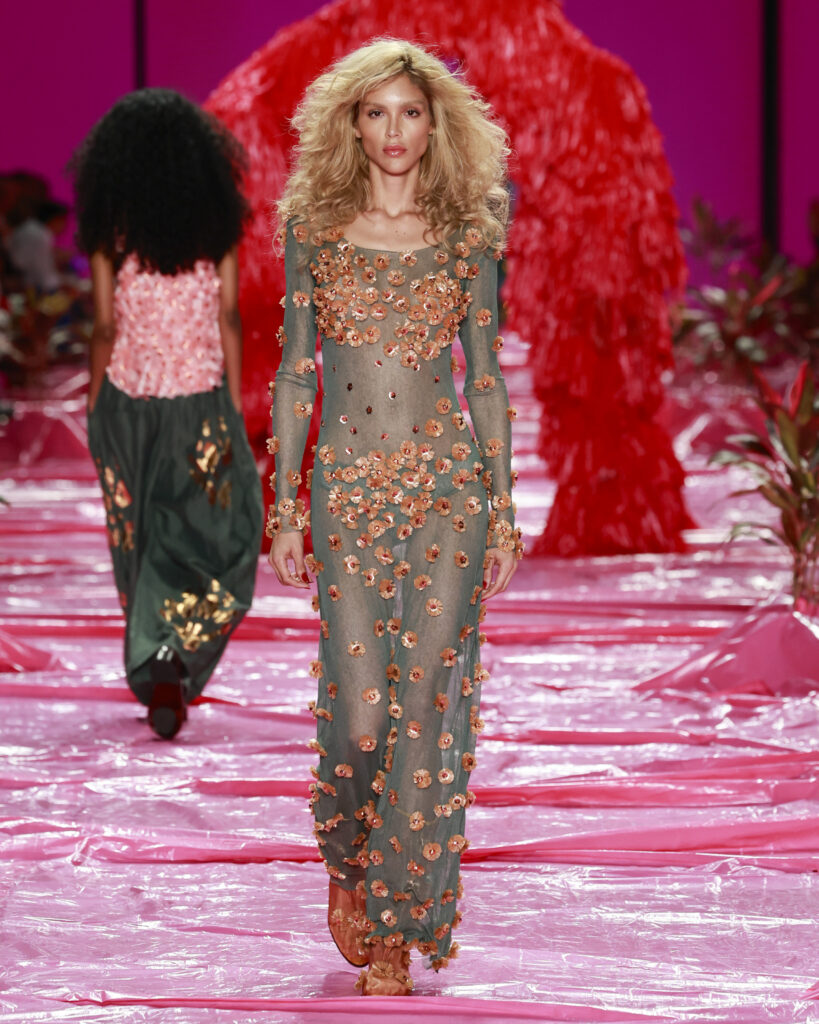 Isabela CapetoRio Fashion Week 2026Foto: Ze Takahashi/ @agfotosite