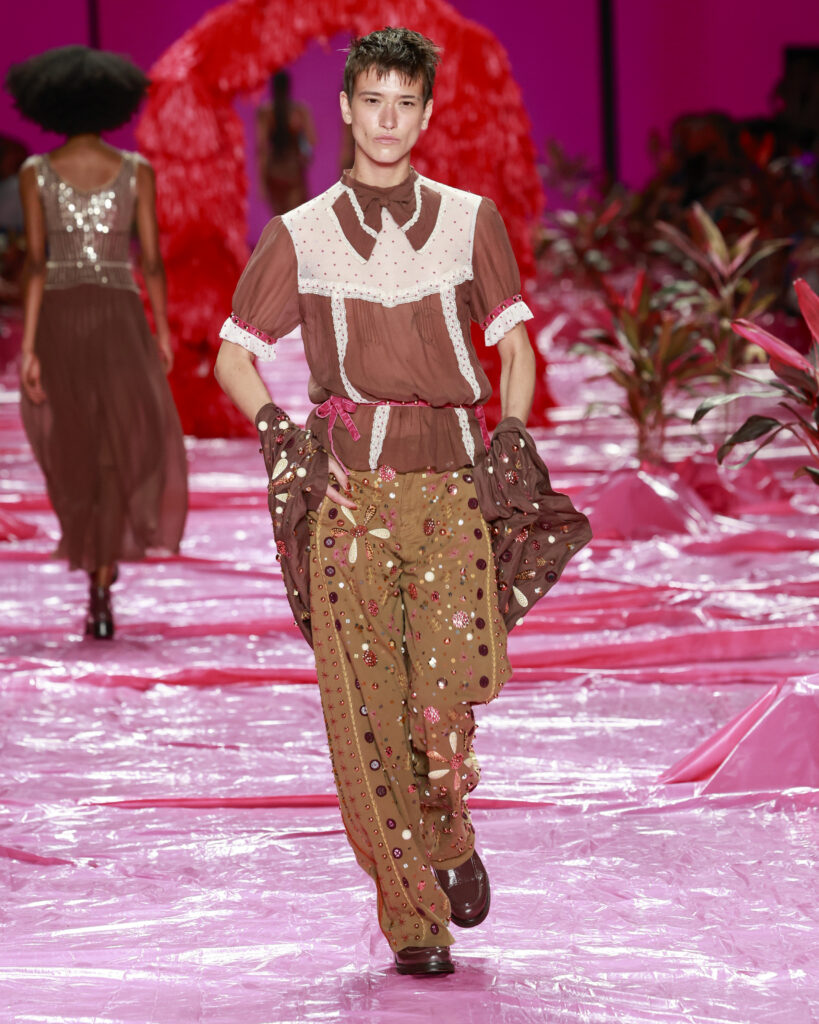 Isabela CapetoRio Fashion Week 2026Foto: Ze Takahashi/ @agfotosite