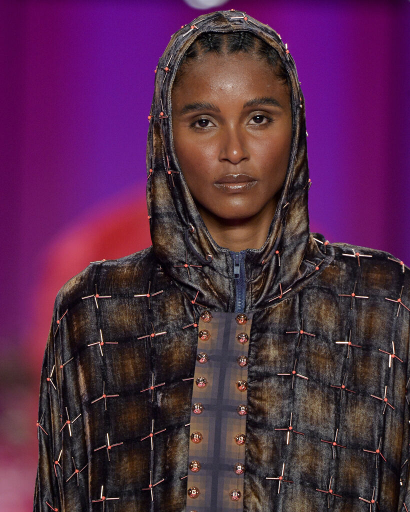 Isabela CapetoRio Fashion WeekFoto: Marcelo Soubhia/ @agfotosite